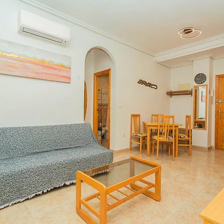 113 And Trees - Alicante Apartment Torrevieja